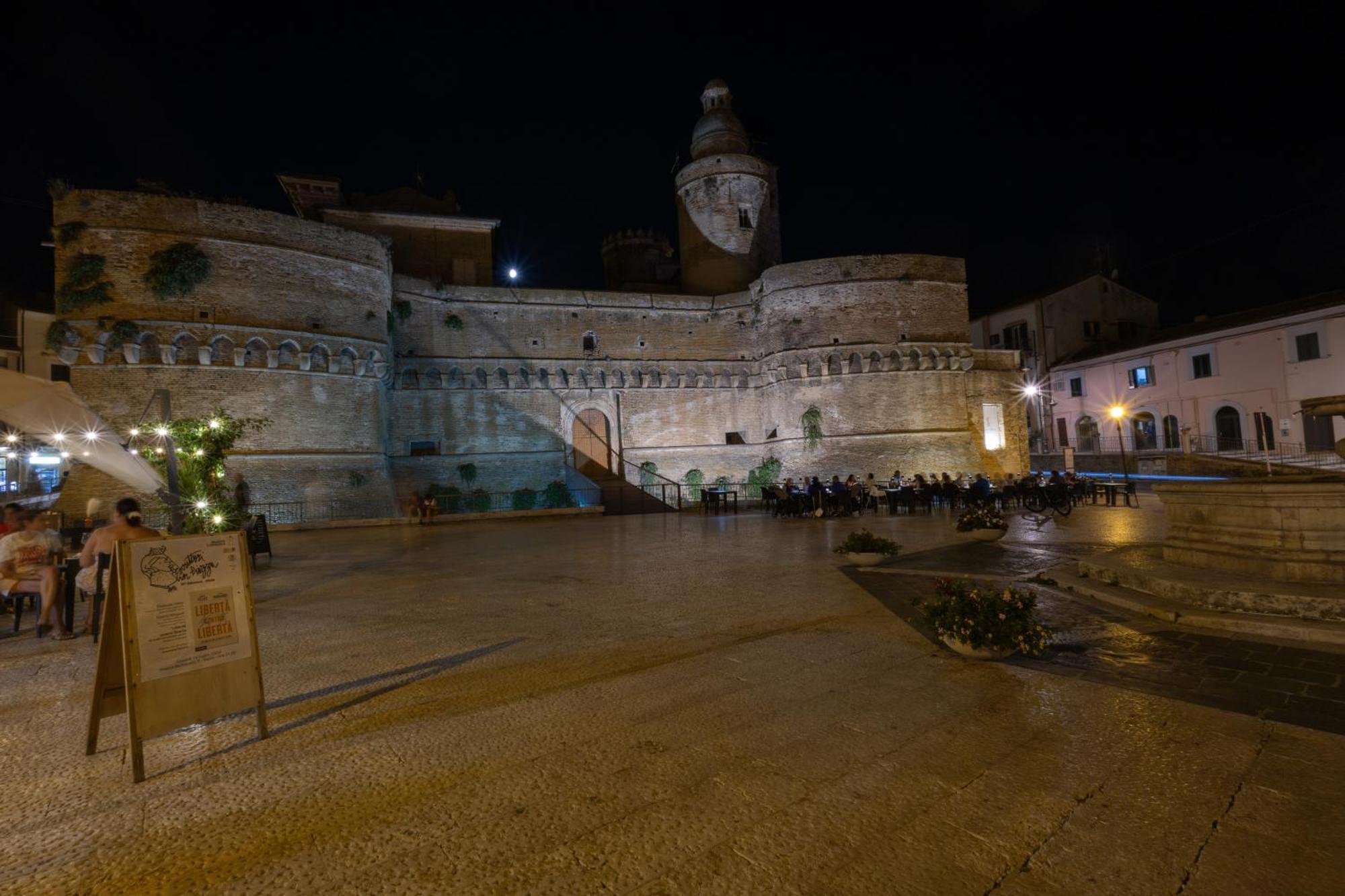 Corso Garibaldi 21 Apartment & Rooms Vasto Exterior foto