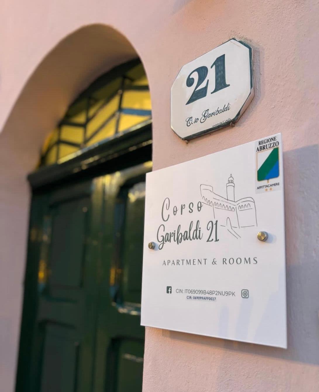 Corso Garibaldi 21 Apartment & Rooms Vasto Exterior foto